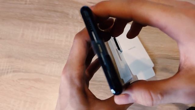 Unboxing Samsung Galaxy S20 FE - Распаковка, мнение! смотреть онлайн