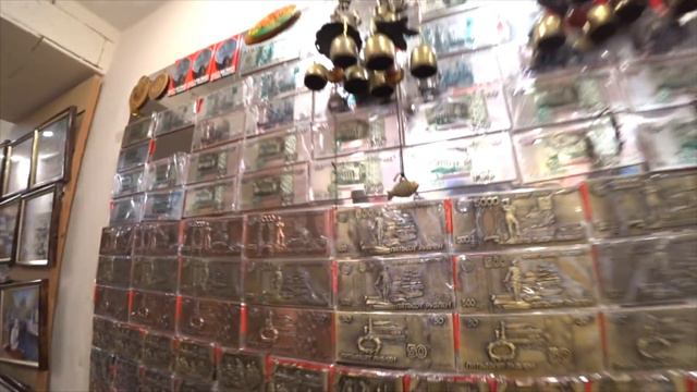 В поисках сувенира. Провожаем Серегу смотреть онлайн