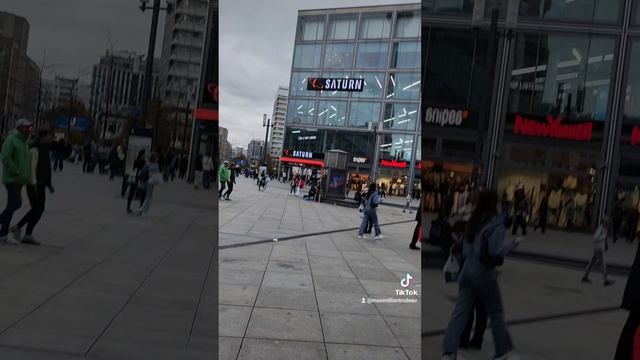 2023-11-02-070414463