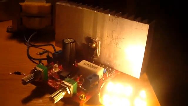 Original Hiland DIY 0-30V 0-1A LM317 Adjustable Voltage Current Power Supply Kit from Banggood смотреть онлайн
