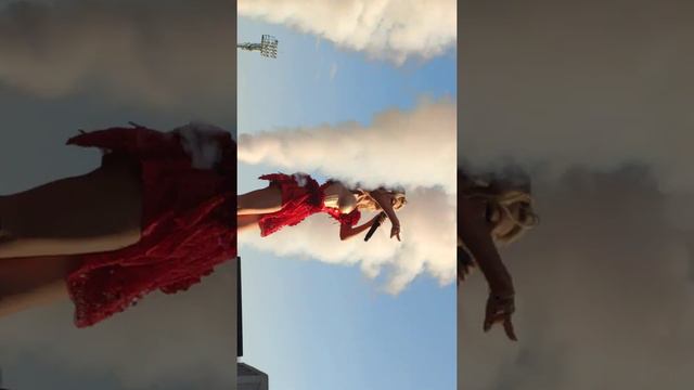 Люся Чиботина Концерт в Лужниках День спорта. смотреть онлайн