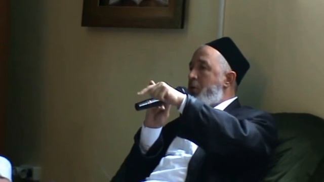 Эшони Махмудчон дар Санкт-Петербург 2