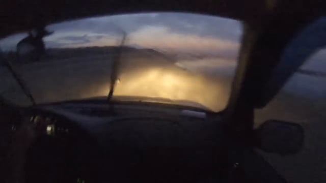 Ночные покатушки по морю на Niva Chevrolet смотреть онлайн