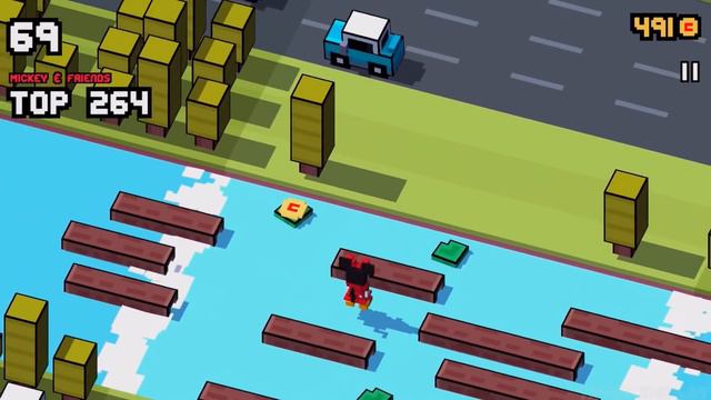 Disney Crossy Road - Gameplay - Mickey & Friends: Polka Dot Minnie (iOS, Android) смотреть онлайн