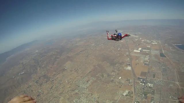 Skydive Perris A-License Coach and Check Dive смотреть онлайн