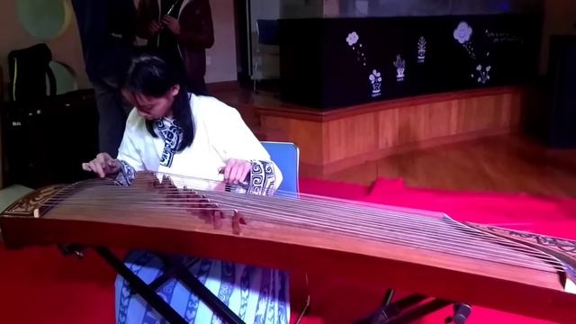 Li Qingling - Practicing Chinese Traditional Music - Shanghai Jiao Tong University SJTU смотреть онлайн