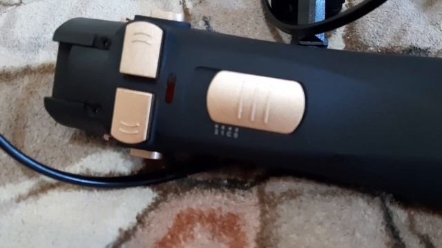 Распаковка — Фен-щётка Brayer BR3132 смотреть онлайн