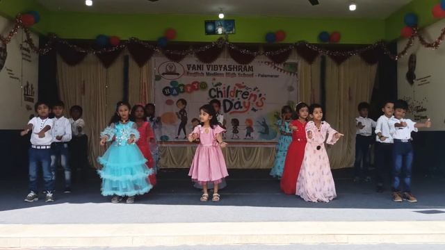 Children's day celebration|2022-23|1st class students dance| VANI VIDYASHRAM HIGH SCHOOL | PALAMANE смотреть онлайн