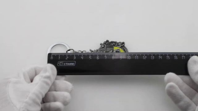 Брелок для ключей Harry Potter герб Пуффендуя смотреть онлайн