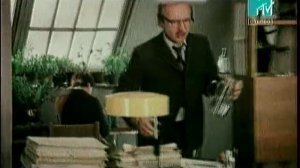 Диджей Грув . Служебный роман