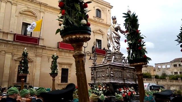 Processione S. Lucia V. M. Siracusana. Duomo di Ortigia 13 Dicembre 2019 смотреть онлайн