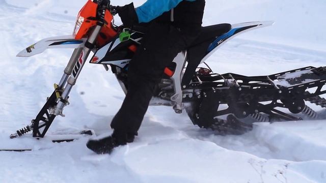 Review of the KTM Freeride electric bike on the snowbike kit | Test drive смотреть онлайн