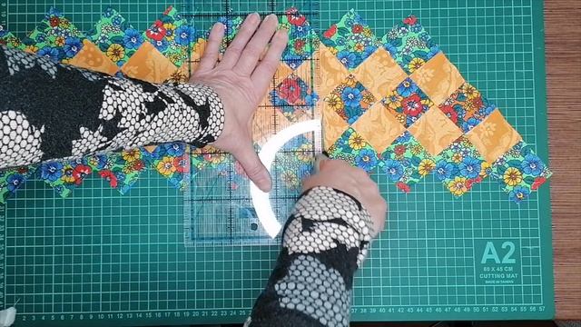 Лоскутная дорожка на стол. смотреть онлайн