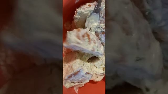 жареный батон на костре смотреть онлайн