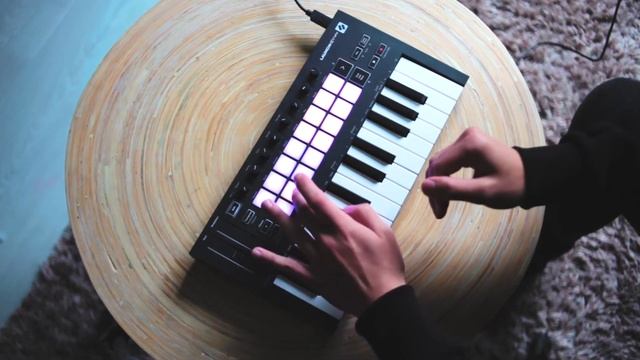 The Gap - Novation LaunchKey Mini - Beat Performance смотреть онлайн