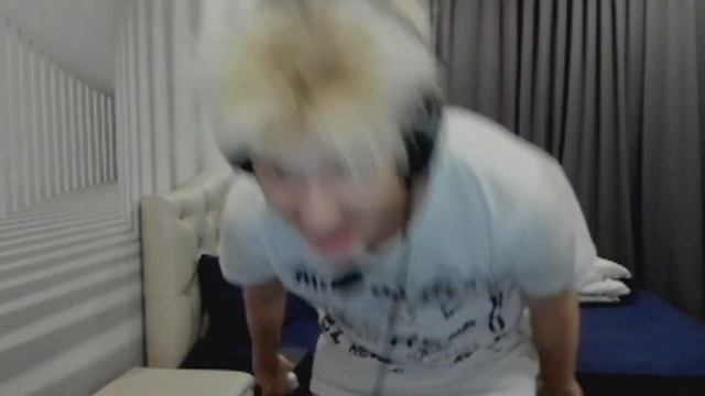 GTFOBAE ПОКАЗАЛА ПОПУ | О ПОРНЕ | TWITCH МОМЕНТЫ смотреть онлайн