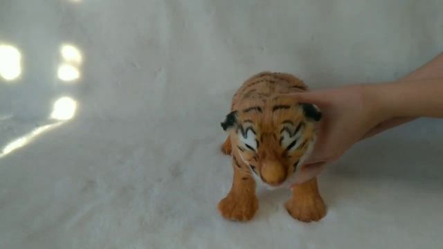 Тигренок Tiger cub смотреть онлайн