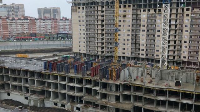 Стройка ЖК Лучший 12.04-18.04 смотреть онлайн