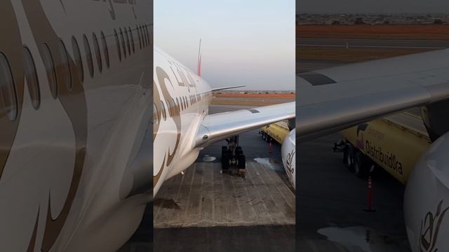 Emirates B777-300 ER at Luanda airport #shorts #tripreport смотреть онлайн