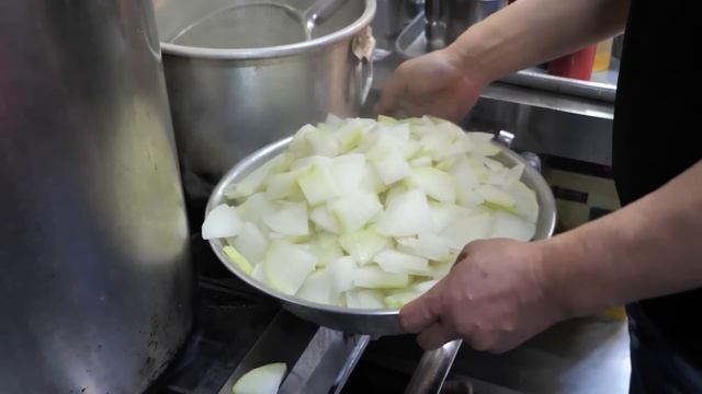 “종로를 평정한 고기 국수 끝판왕?” 한달 매출 1억4천에 달하는 정통 중국식 우육면 달인 Korean Beef Noodles, Korean Street Food