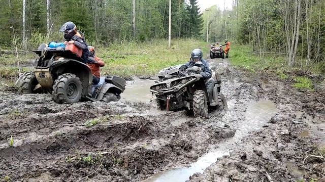 3 дня путешествовали по Валдаю и УТОПИЛИ квадроцикл! смотреть онлайн