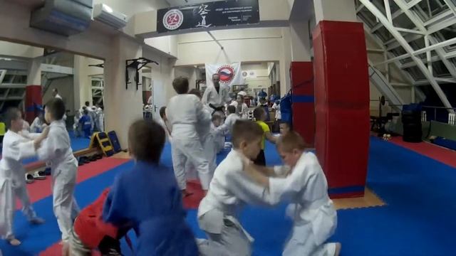 Клуб спортивных единоборств Витязь в гостях у клуба Универсал КУДО смотреть онлайн