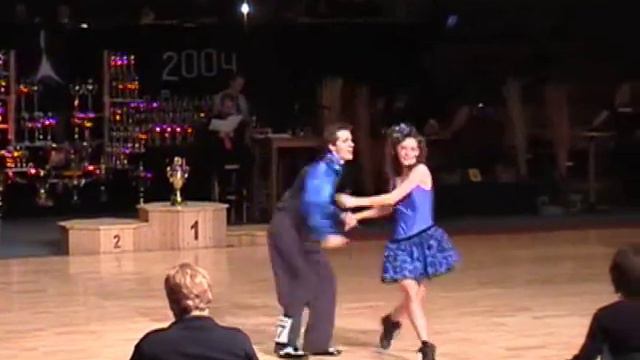 SM Lindy Hop Piteå 2004 Caroline Richard.wmv смотреть онлайн