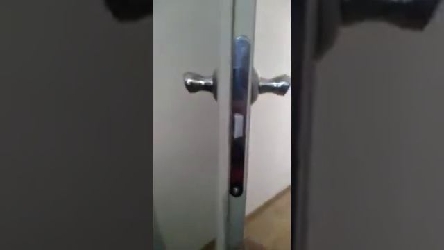 Установка замков в межкомнатные двери смотреть онлайн