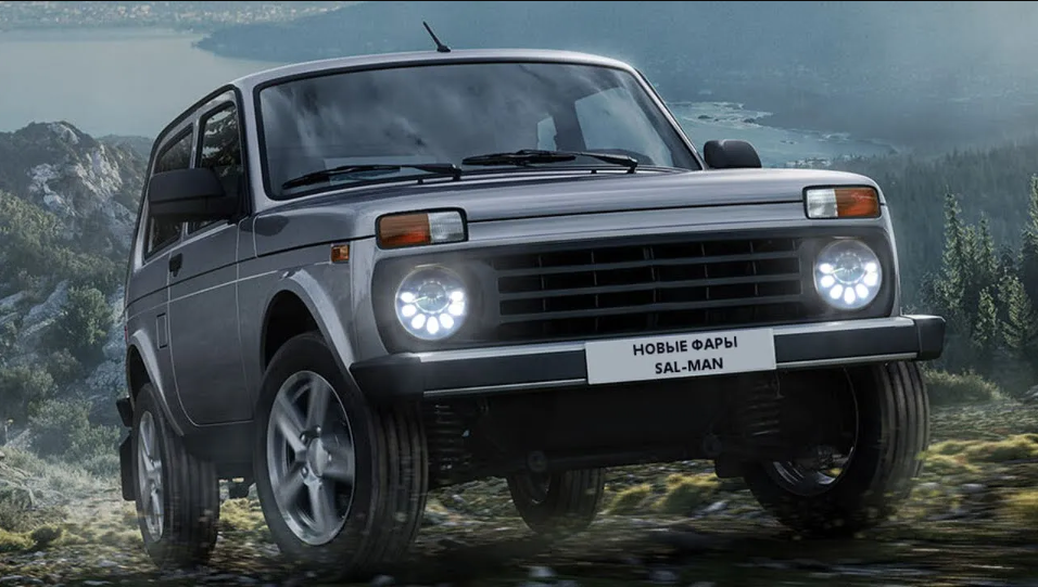 Новые LED фары Sal-Man для Лада 4х4 (Нива)! Подробный обзор и замер светового потока! | MotoRRing.ru смотреть онлайн