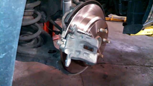 Rear brake pad replacement 2006 Honda Odyssey rotor caliper Install Remove Replace How to смотреть онлайн