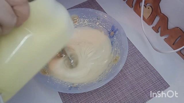 Когда хочется чего-то вкусненького)) Ванильные капкейки с кремом-чиз?? смотреть онлайн