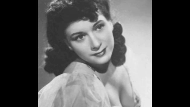 Please Come Out Of Your Dream (1939) - Bea Wain смотреть онлайн
