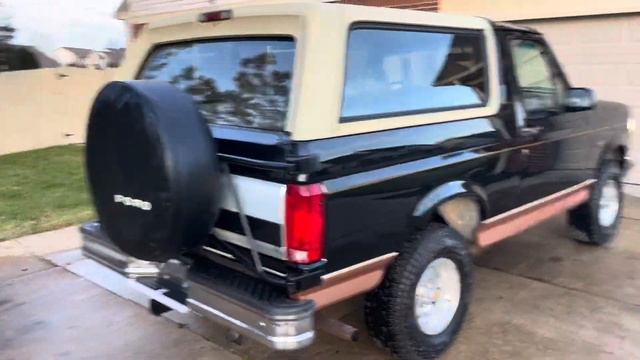 1994 FORD BRONCO EDDIE BAUER 5.8 смотреть онлайн