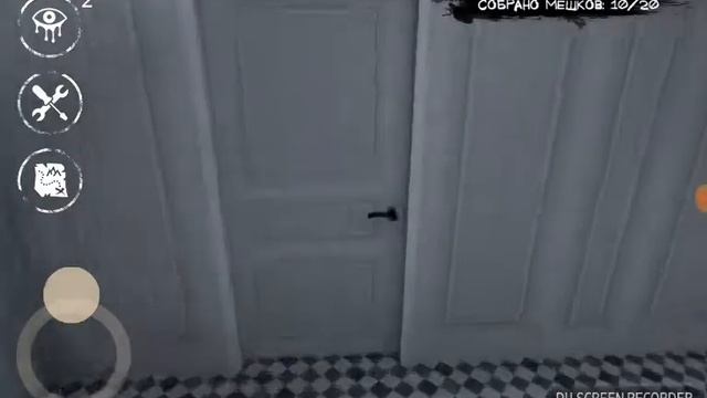 Она нам мешает!почему она летает быстрее?😯