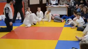 Дзюдо. Дети. 6-7 лет 23кг Партер.