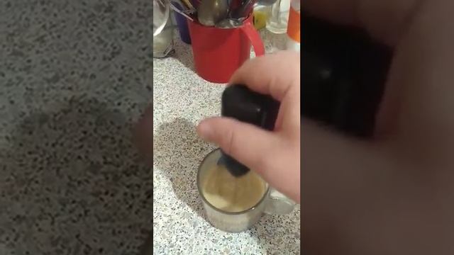 Пенка для кофе с помощью вспенивателя молока из икеи смотреть онлайн