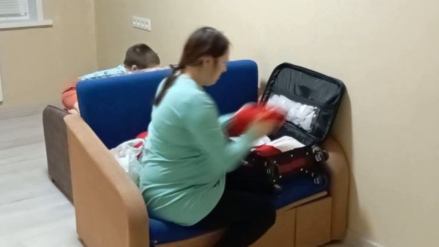 НОВОГОДНИЕ ЧУДО. СБОРЫ в НОВУЮ ЖИЗНЬ. ЖИЗНЬ В ХРУЩЕВКЕ смотреть онлайн