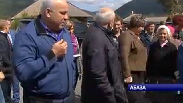 Глава Хакасии посетил подтопленные территории в Абазе и Аскизском районе смотреть онлайн
