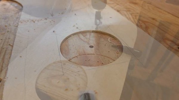 【軽バン車中泊DIY】吸気と排気を簡単に切替可能な便利な換気扇の作り方 | 新車ハイゼットカーゴでバンライフ