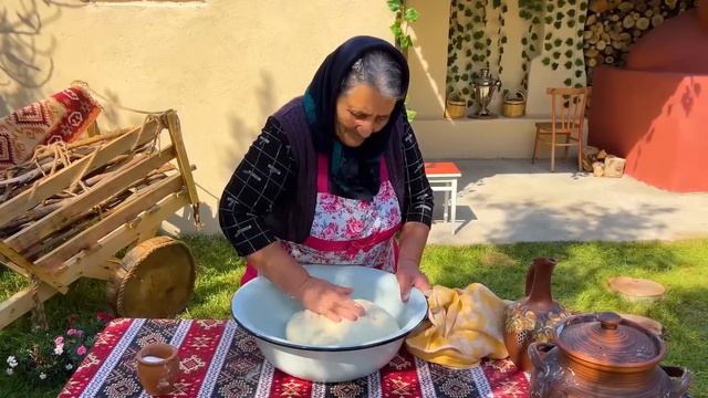 Organic Peach Harvest: Making Lots of Peach Butter and Natural Juice! смотреть онлайн