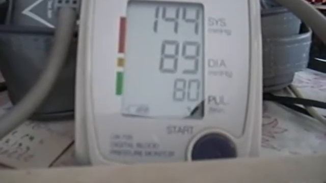 Тонометр полуавтоматический AND UA-705 смотреть онлайн