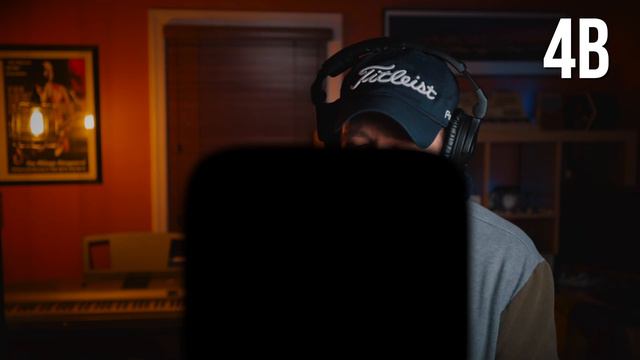 Student vs. Pro Sax SOUND COMPARISON смотреть онлайн