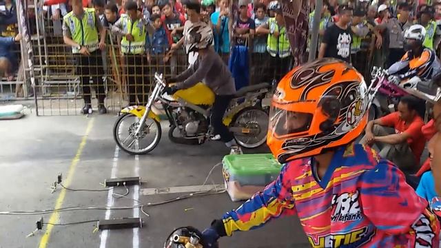 Drak ninja 150 dwi batang_jembrot motor mabur смотреть онлайн