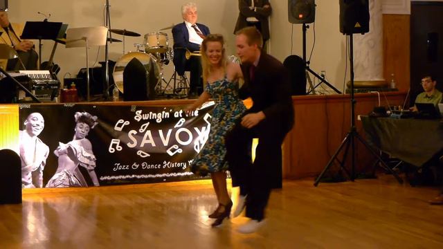 Swingin' At The Savoy-Invitational JnJ-Skye Humphries & Karen Turman смотреть онлайн