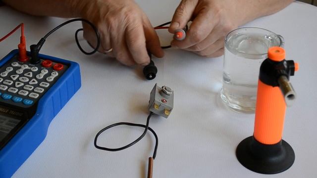 Как проверить термостат (аварийное реле) бойлера смотреть онлайн