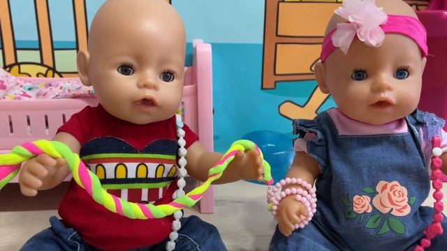 Беби бон Миша с усами! Весело лепим из пластилина . Детские мультики для детей. смотреть онлайн