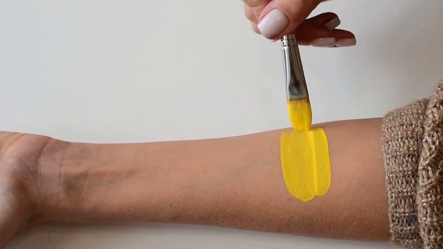 Аквагрим TAG 32гр регулярный желтый Свотч смотреть онлайн