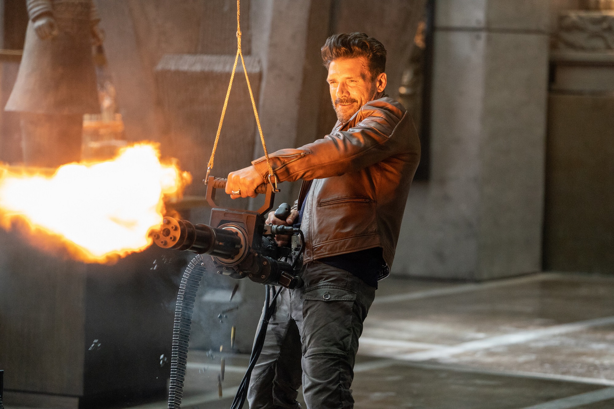 ТОП ФИЛЬМОВ ? ЗАСТРЯВШИЕ В ОДНОМ ДНЕ