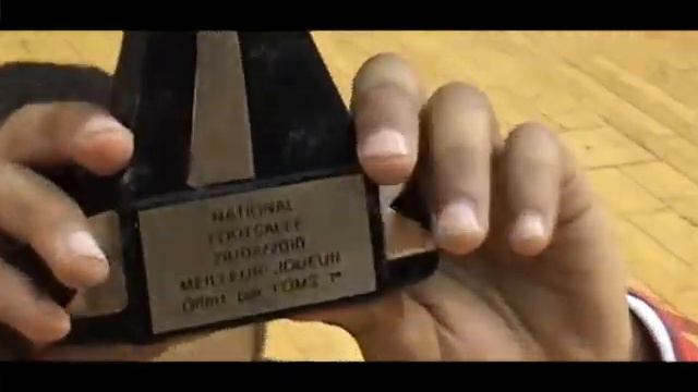 élu meilleur joueur soccerplayer 2010 à paris au national footsall PHENOMENON!!ILIMAN NDIAYE смотреть онлайн