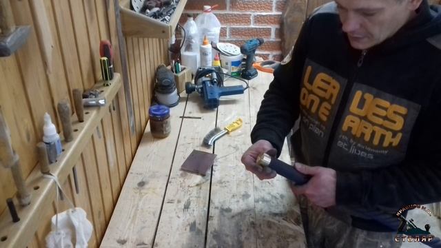 Трость для пожилого человека своими руками / Homemade wooden walking stick for old people. смотреть онлайн